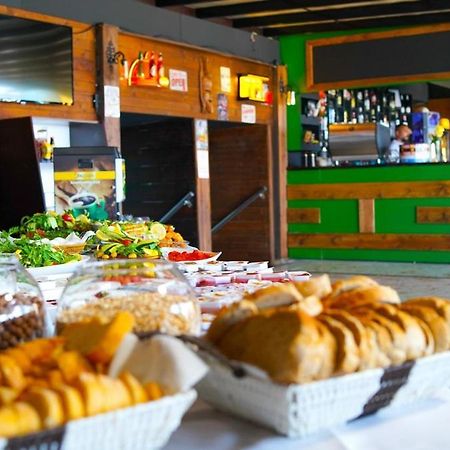 Aquila Beach Hotel Fethiye Bagian luar foto
