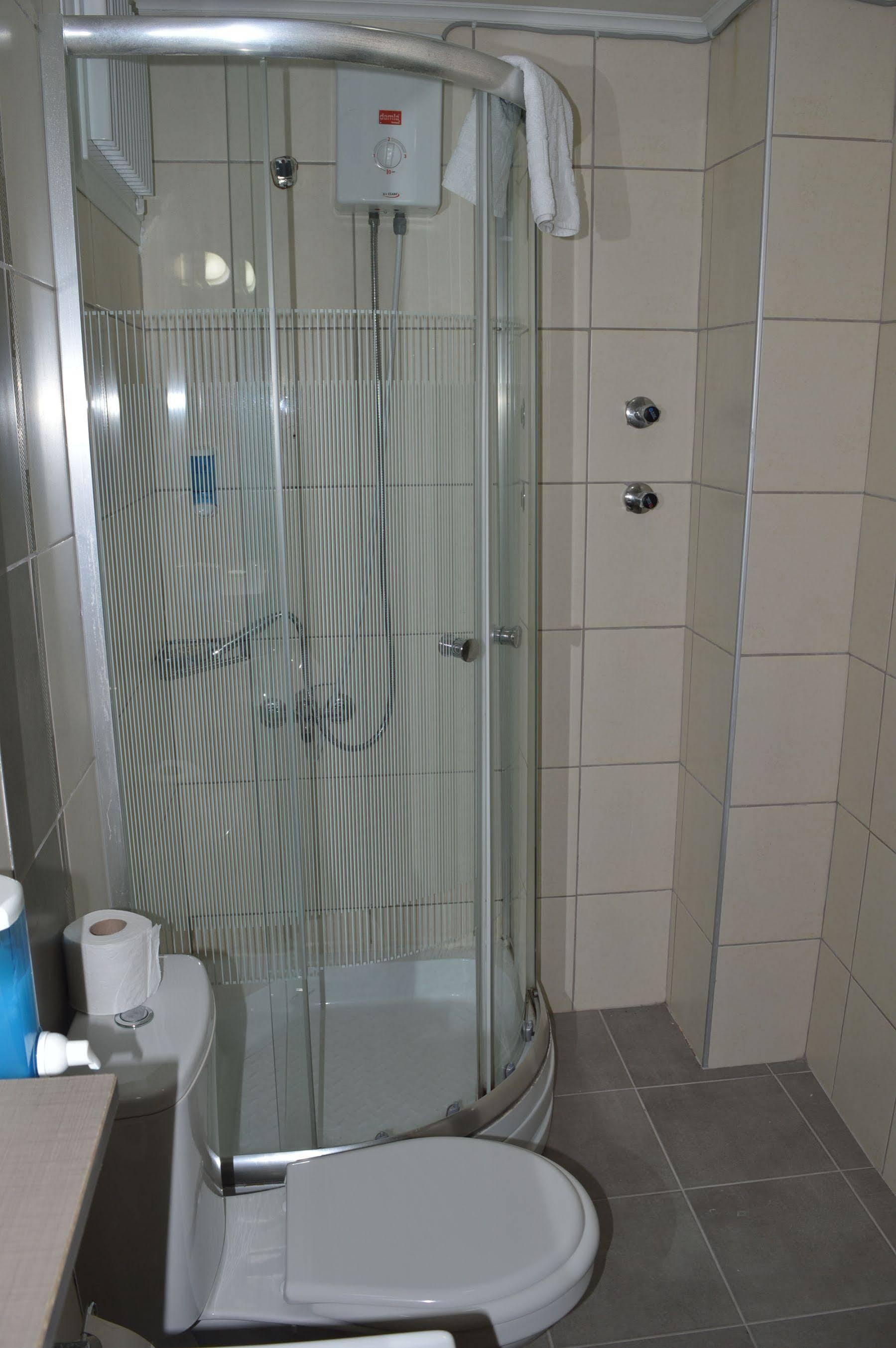 Aquila Beach Hotel Fethiye Bagian luar foto