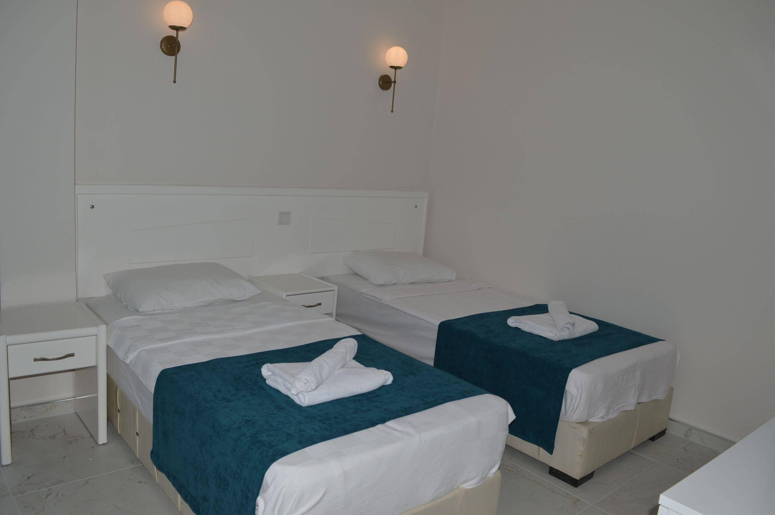 Aquila Beach Hotel Fethiye Bagian luar foto
